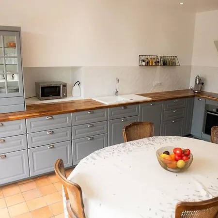 La Maison De Famille Classe 4 Etoiles * Lucon