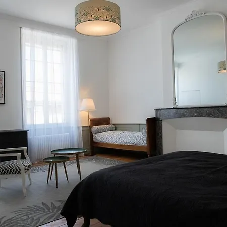 La Maison De Famille Classe 4 Etoiles Lucon